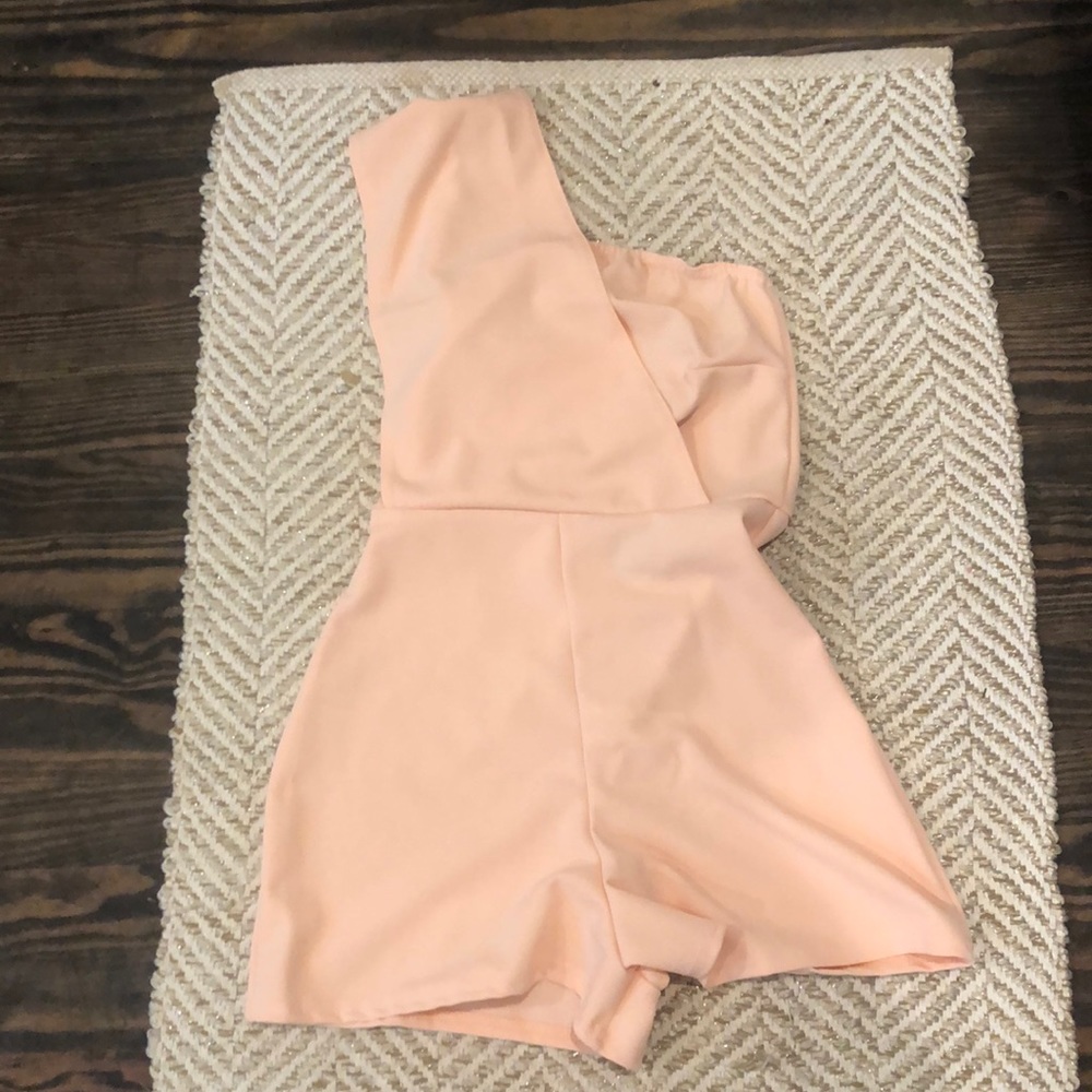 One shoulder romper
